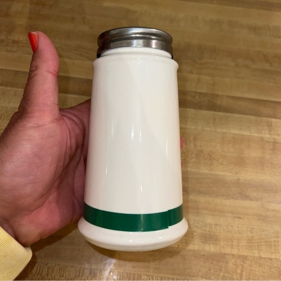 Vintage Ceramic Italian Parmigiana Cheese Shaker Mid Century Italian Flag - Picture 4 of 7